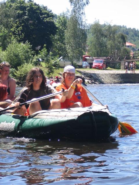 Záchranáři, Vltava 2007 > obr (37)